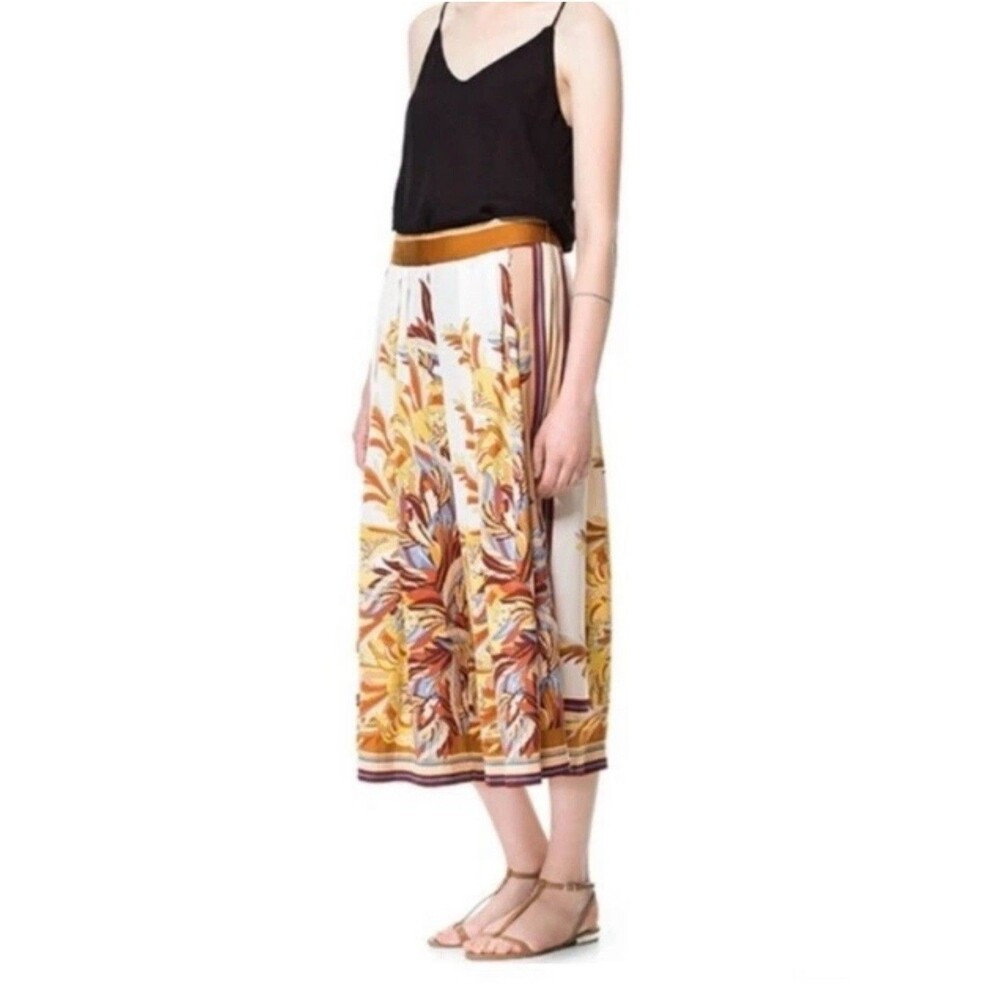 Zara Printed Scarf Culottes Size Medium Cropped Wide Leg